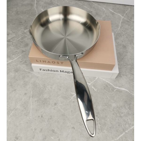 Chảo cạn Chockmen 20cm có 2 miệng rót