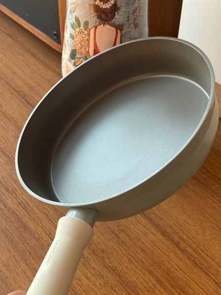 Chảo SUIT đường kính 24cm LocknLock