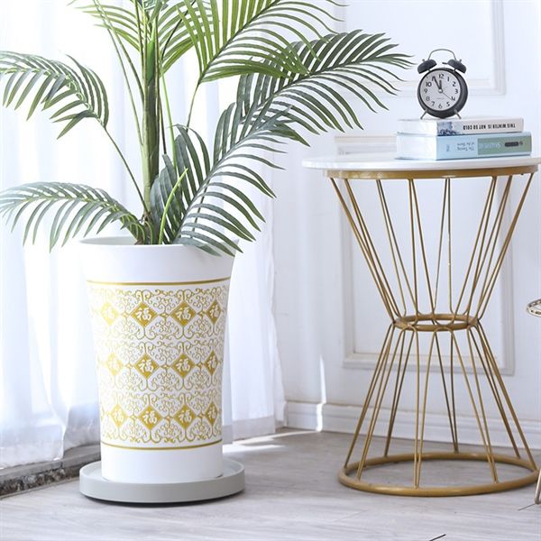 Đế chuyển cây có bánh xe