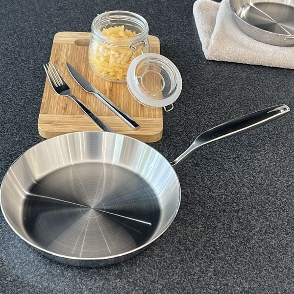 Chảo Inox nguyên khối đúc 3 lớp Kaiyo nông lòng