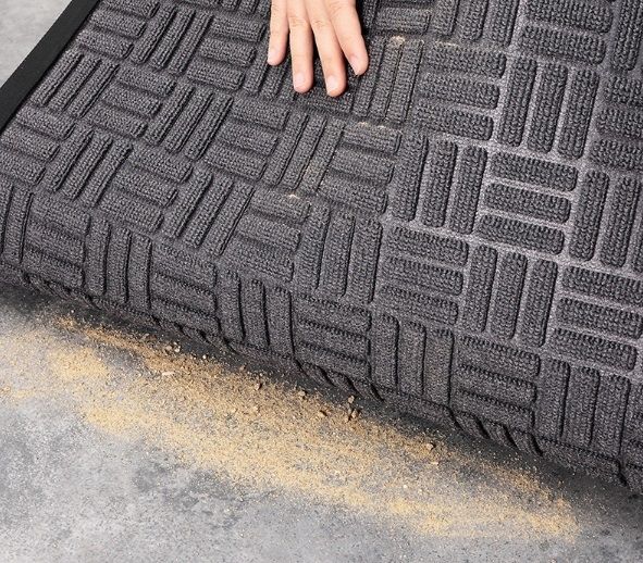 Thảm cọ giầy dép để cửa ra vào