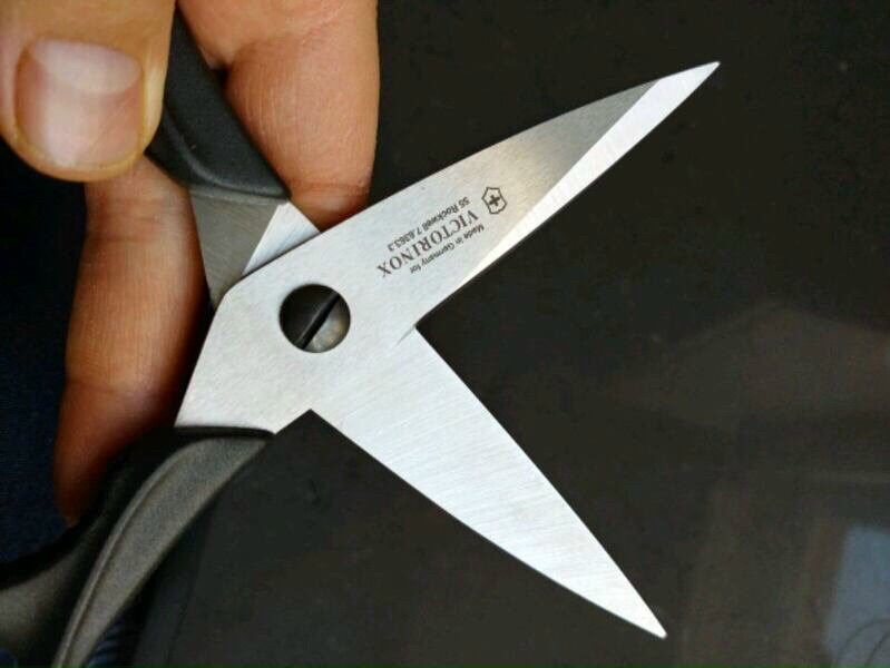 Kéo Làm Bếp Đa Dụng- Hàng Chính Hãng Victorinox