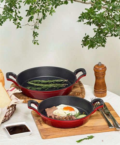 Chảo gang 2 tay cầm Oceno MÀU ĐỎ