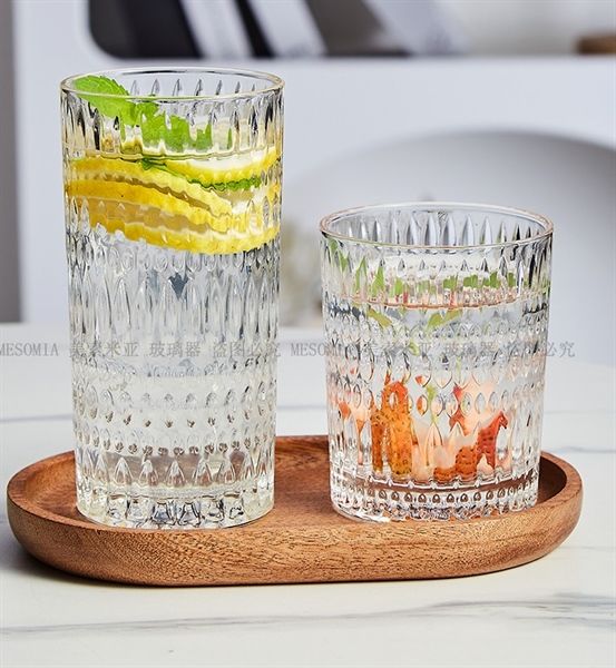 Ly thủy tinh phong cách giọt nước pha lê