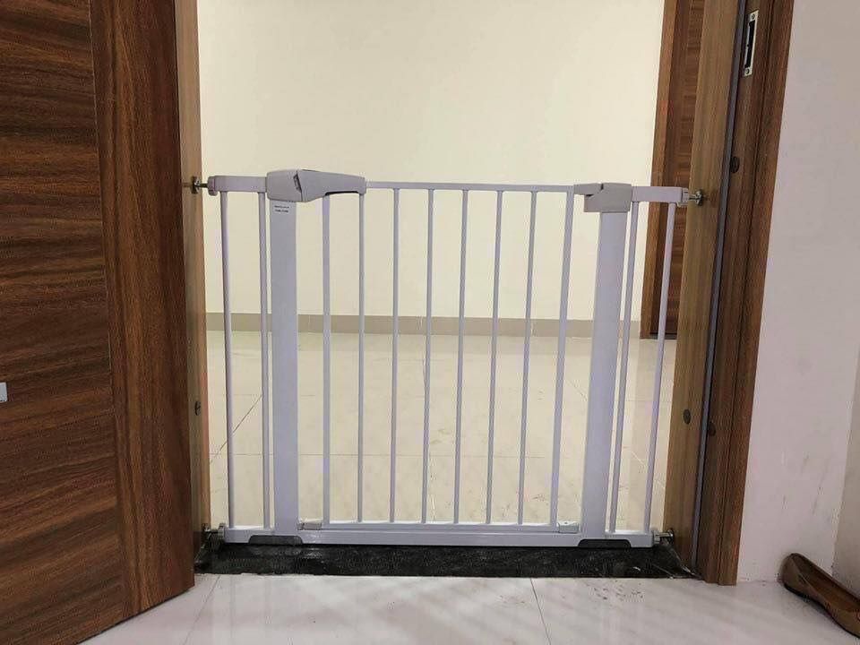 Chặn cửa và cầu thang 75-85 cm MẪU MỚI