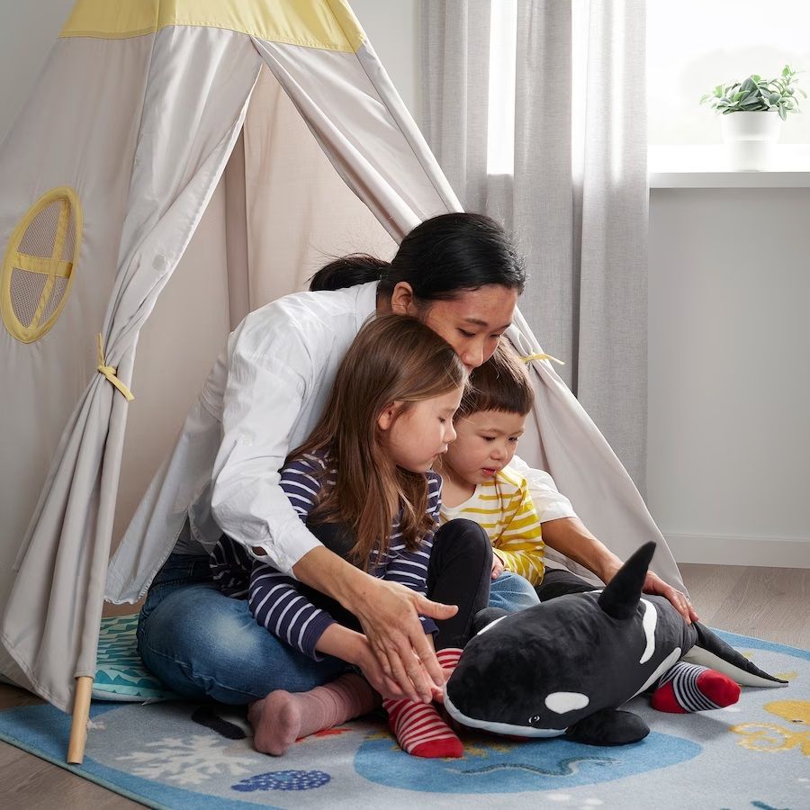 Thú Nhồi Bông IKEA CÁ VOI BLAVINGAD