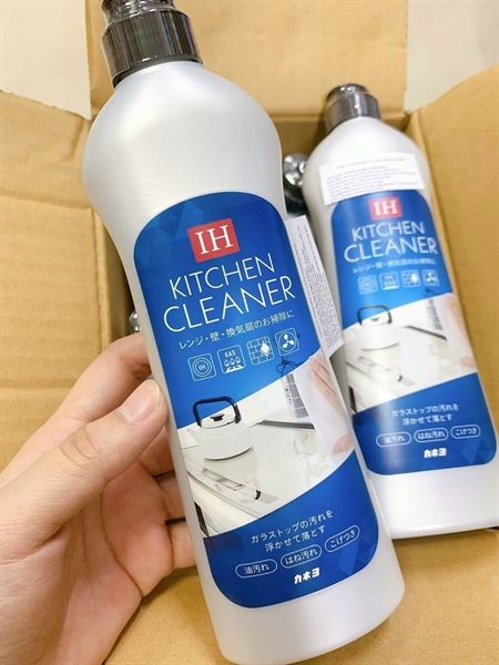 Nước tẩy rửa bếp từ, nhà bếp Kaneyo 400ml