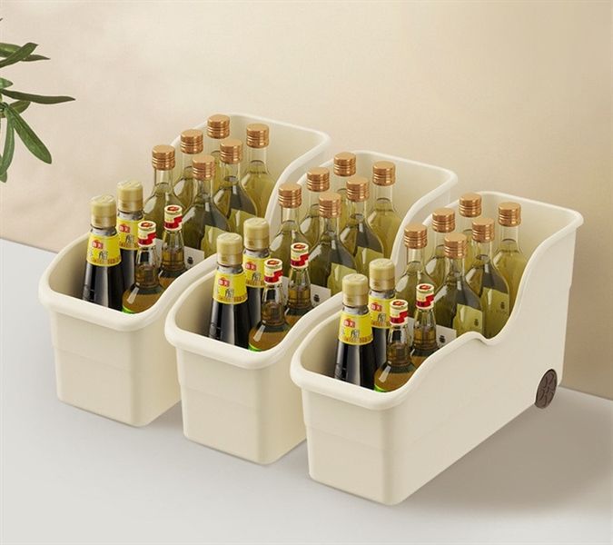 Khay nhựa để đồ đa năng có bánh xe