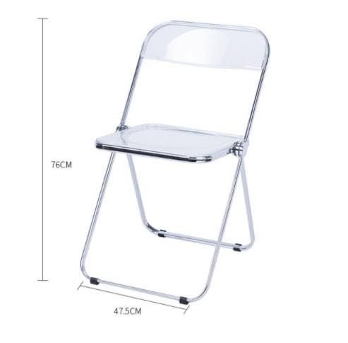 Bàn ghế trong suốt