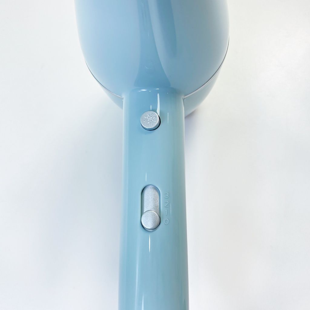 Máy sấy tóc thương hiệu Locknlock Màu Xanh