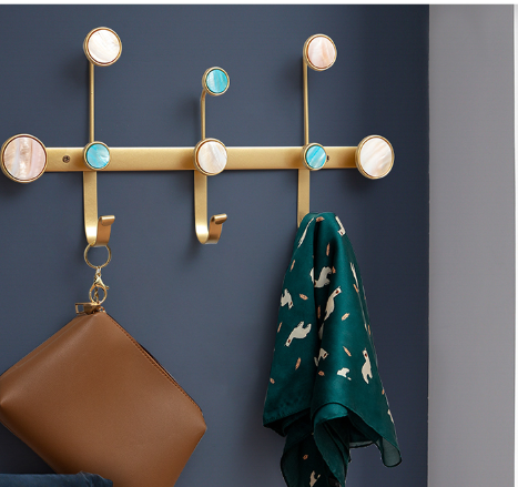 Móc treo đồ vàng đồng hoạ tiết đá