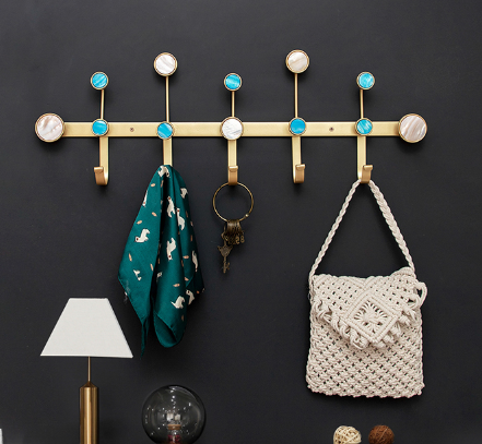 Móc treo đồ vàng đồng hoạ tiết đá