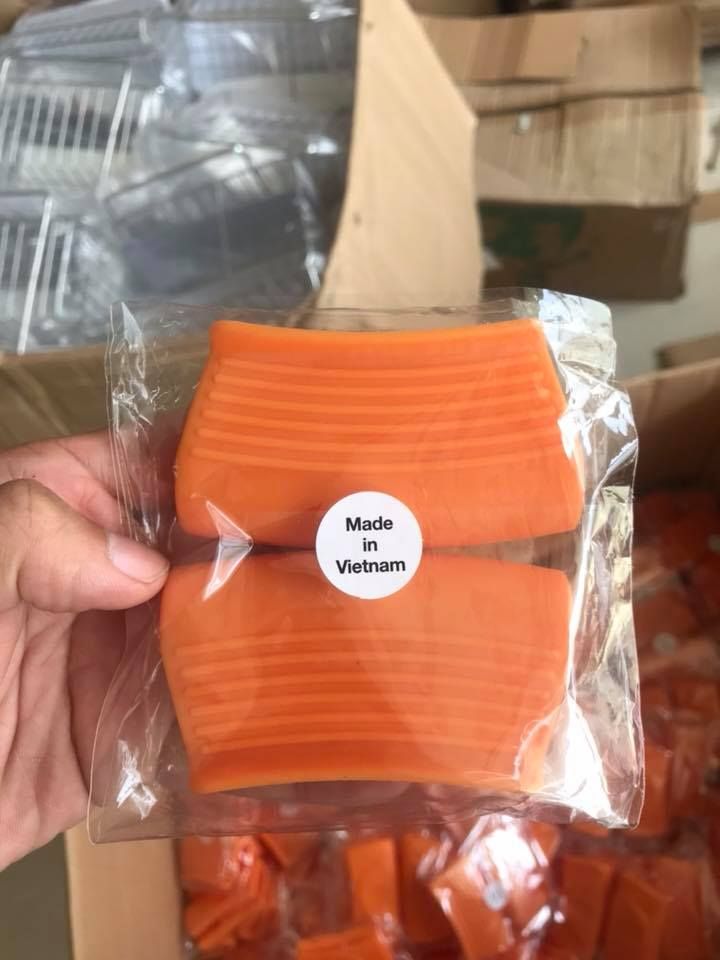 Nhấc nồi silicon chịu nhiệt Vita Carft Nhật