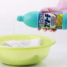 Nước tẩy quần áo 600ml Rocket