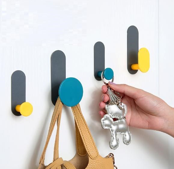 Móc quần áo treo cửa tiện lợi