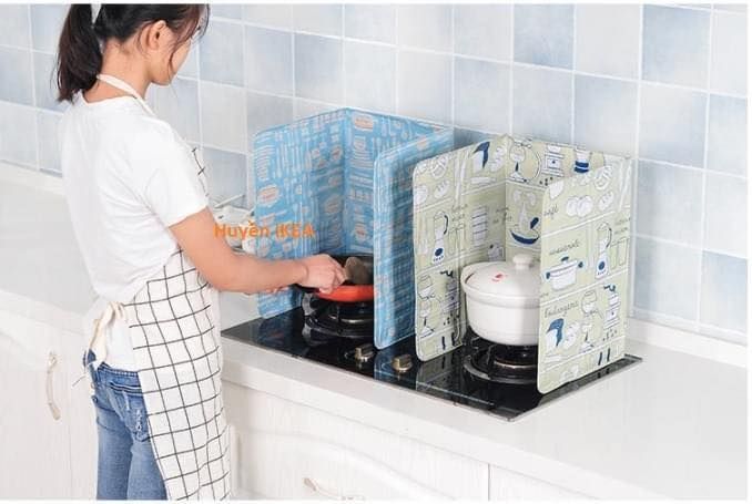 Tấm chắn dầu văng mầu ngẫu nhiên 84*39cm nhôm chống cháy