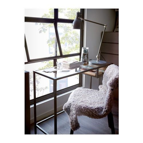 Bàn kính IKEA VITTSJO (đen)