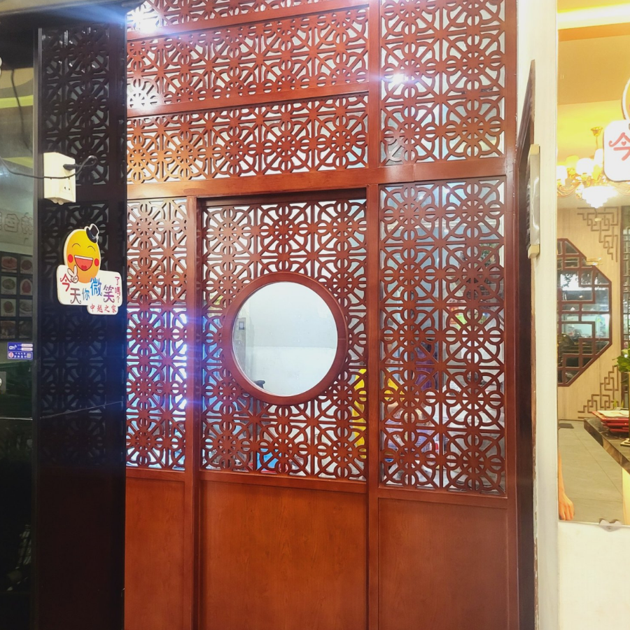 Vách ngăn cửa lùa kết hợp mica trong CL44