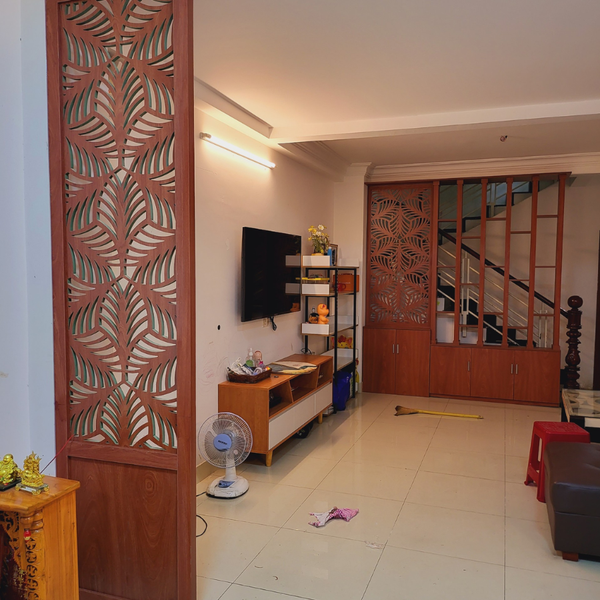  Lam gỗ kết hợp trang trí phòng khách LG75 