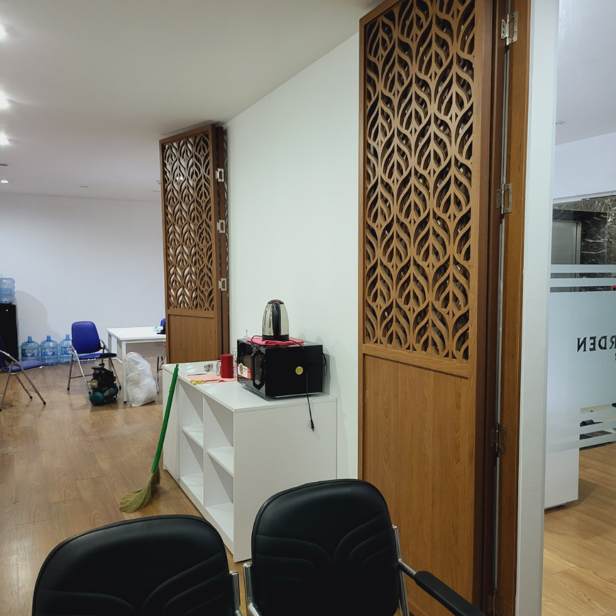 Vách ngăn phòng khách và bếp PK75