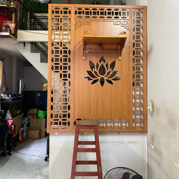  Vách ngăn bàn thờ treo VTT08 