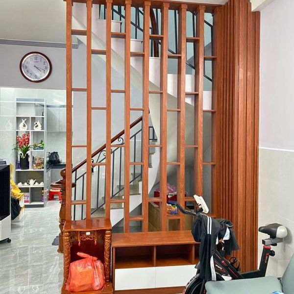 lam gỗ - vách ngăn phòng khách