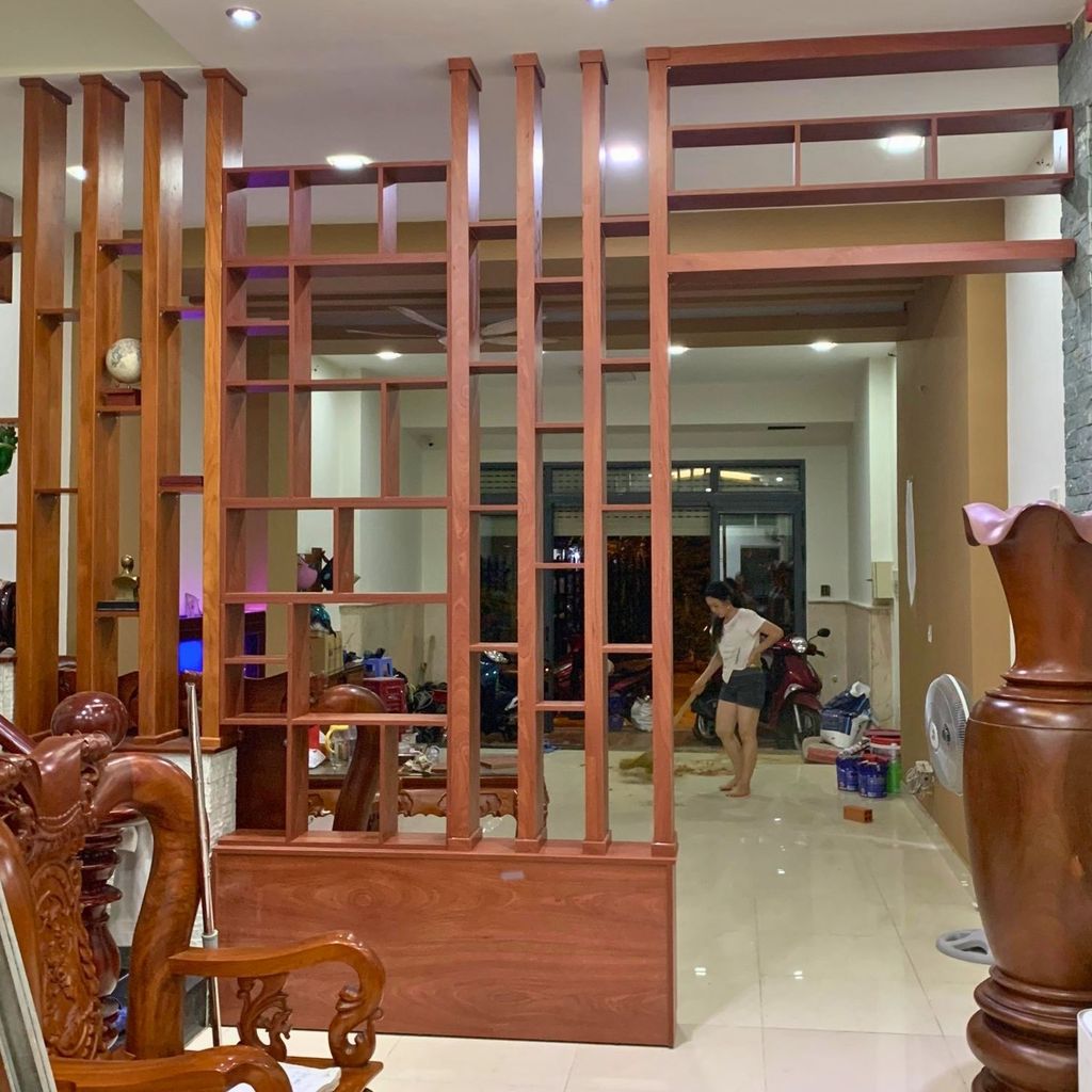 Vách ngăn phòng khách LG92