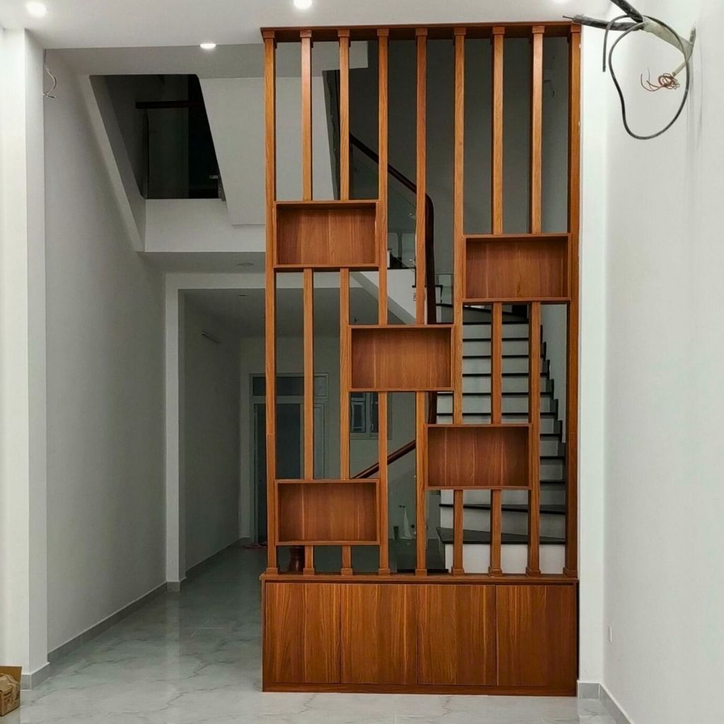 Vách cầu thang đẹp CT45