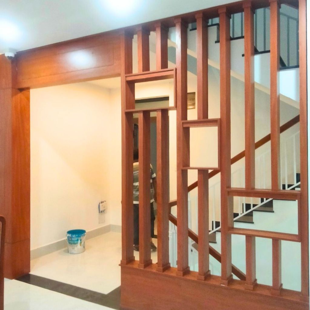 Vách cầu thang CT35