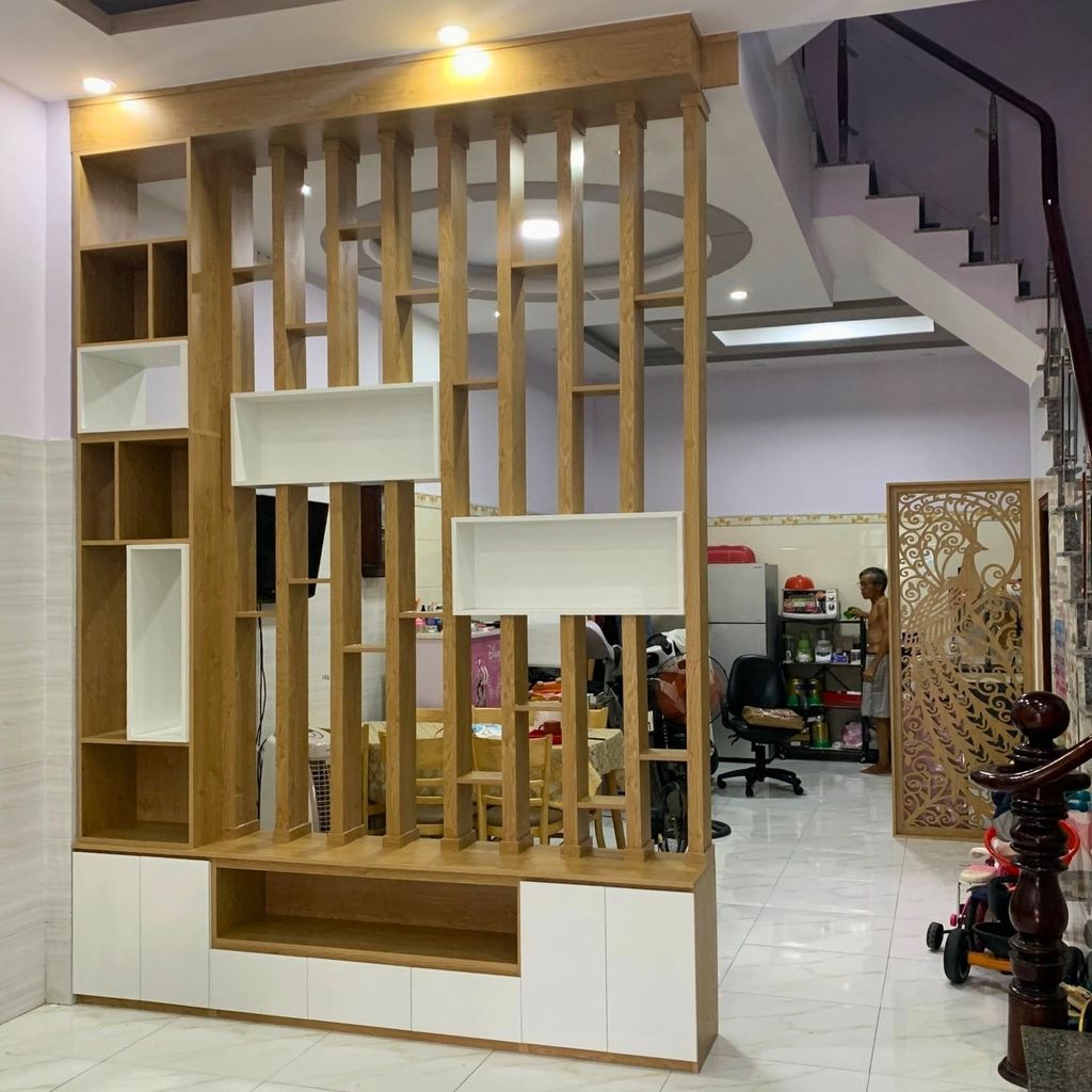 Vách cầu thang đẹp CT44