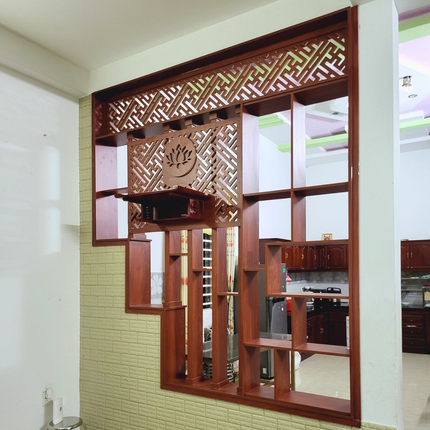  Lam gỗ cầu thang đẹp LCT16 