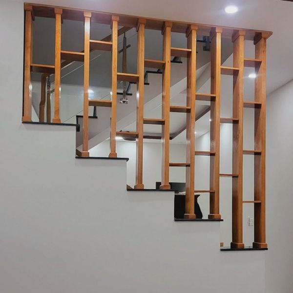  Lam gỗ cầu thang tam cấp LCT37 