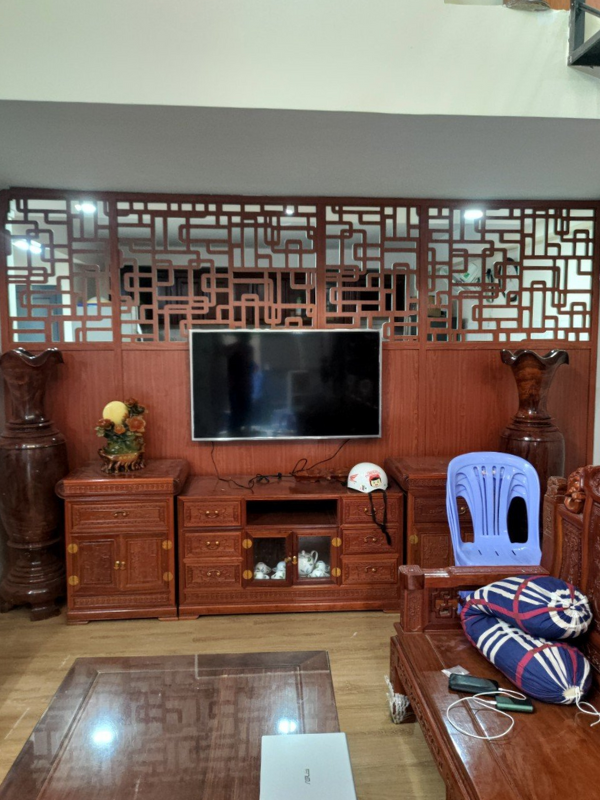 Vách kếp hợp tủ kệ ngăn phòng bếp PB13