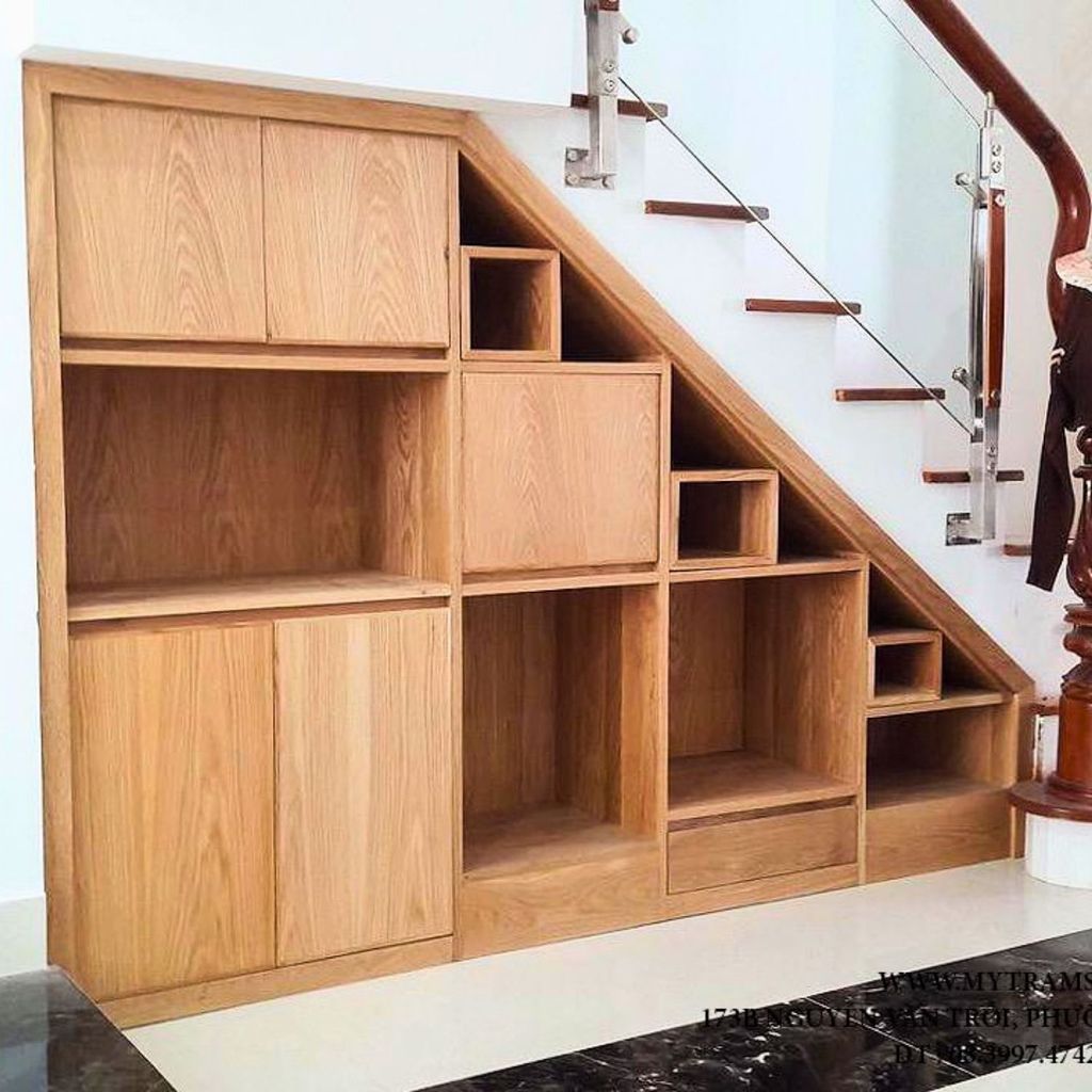 Kệ gầm cầu thang KCT06