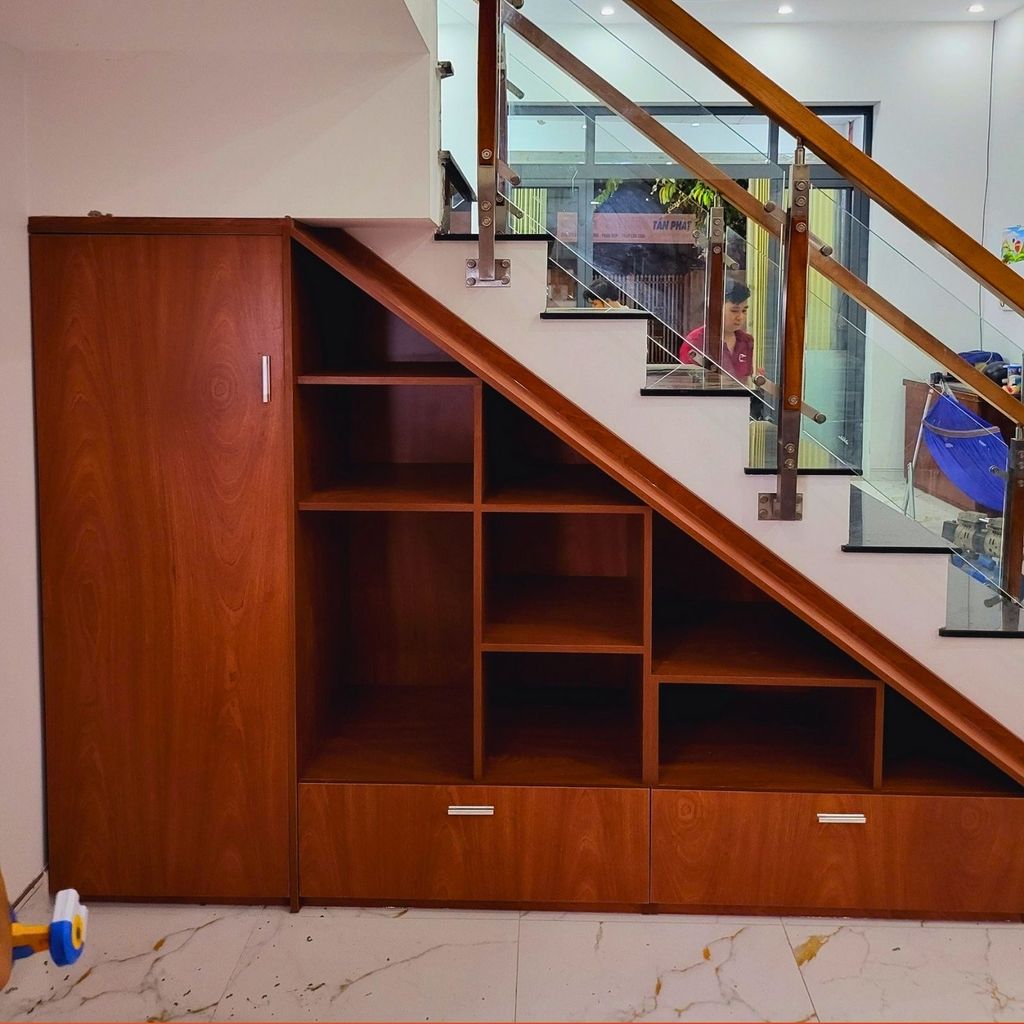 Kệ tủ chân cầu thang KCT09