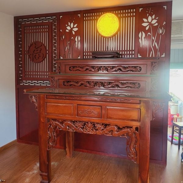 Vách cnc phòng thờ