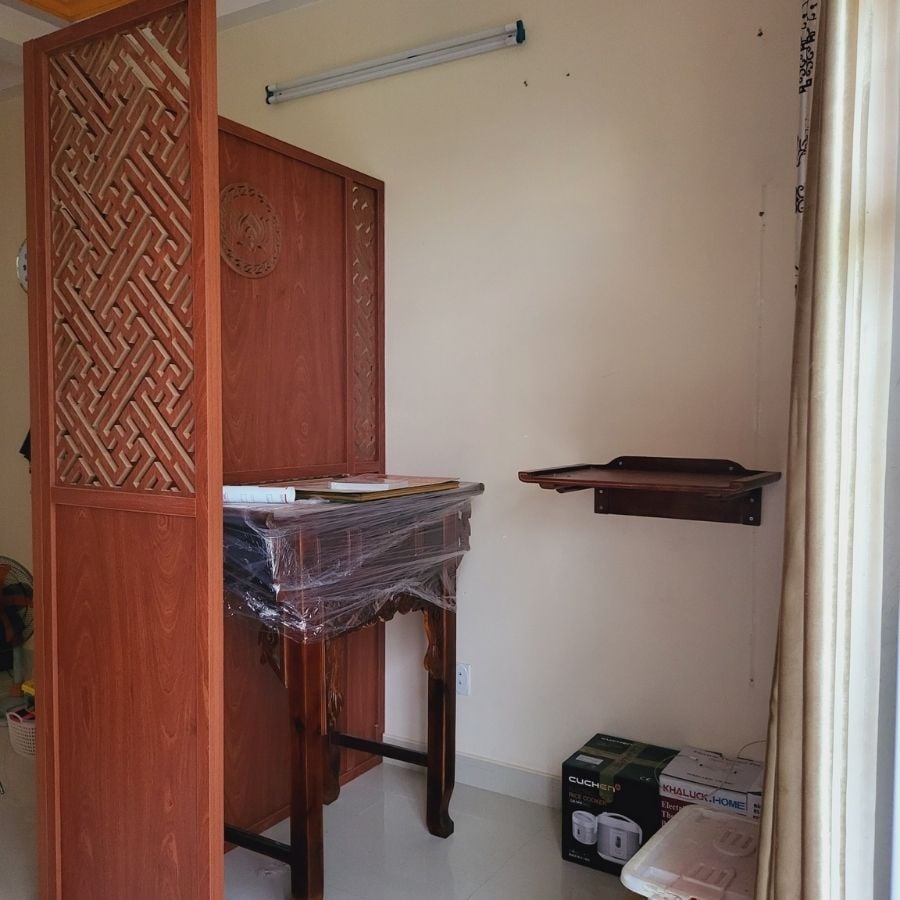 Vách phòng thờ đẹp PT111