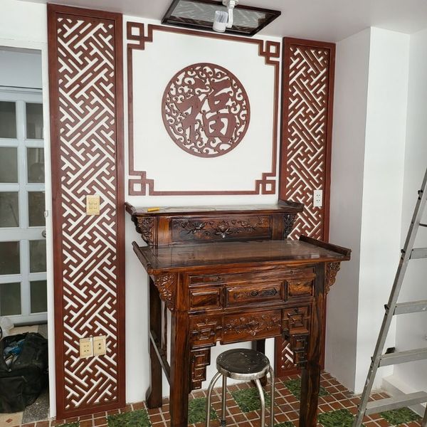 Vách cnc phòng thờ