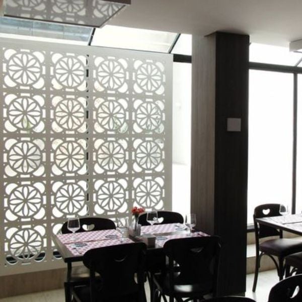  Vách ngăn nhà hàng giá rẻ VNH11 