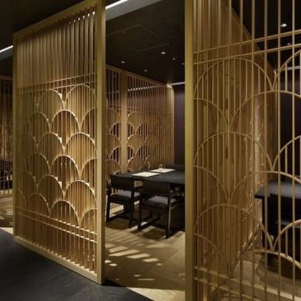  Vách ngăn trong nhà hàng giá rẻ VNH01 