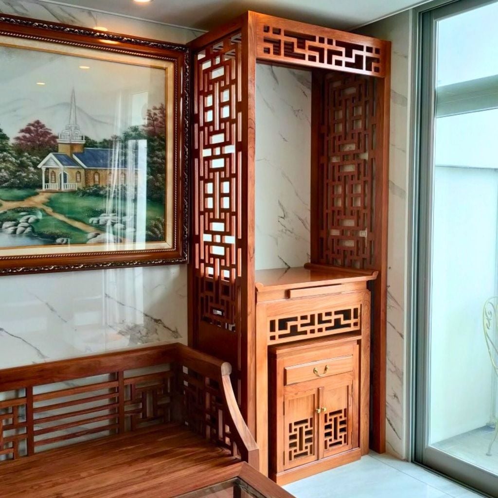 Vách cnc phòng thờ PT166