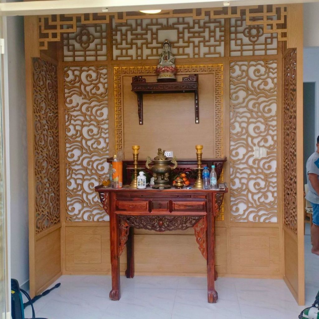 Vách ngăn bàn thờ PT155