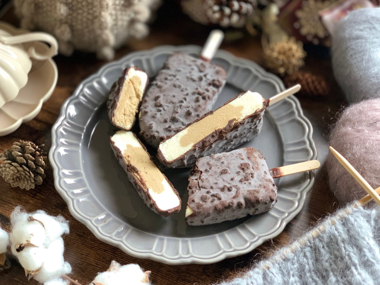 Kem Tiramisu Bọc Chocolate「ザクザクチョコテイラミス」