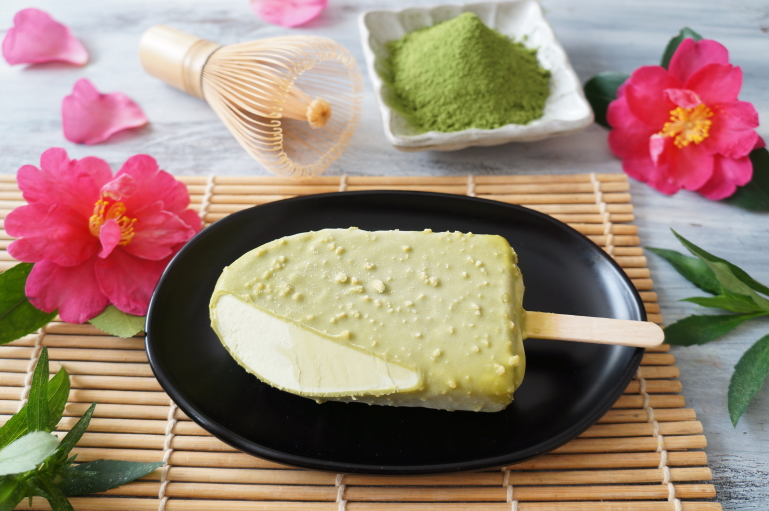 Kem Trà Sữa Matcha「宇治抹茶ミルク(フタバ)」