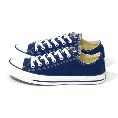  Chuck Taylor All Star Classic R 