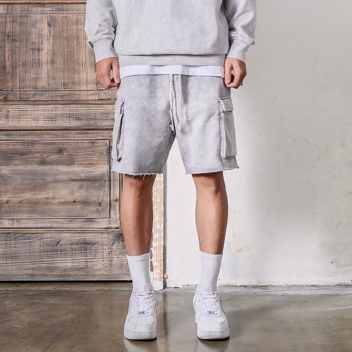  SNC2 - WASHED CARGO SHORTS - ASH GREY 