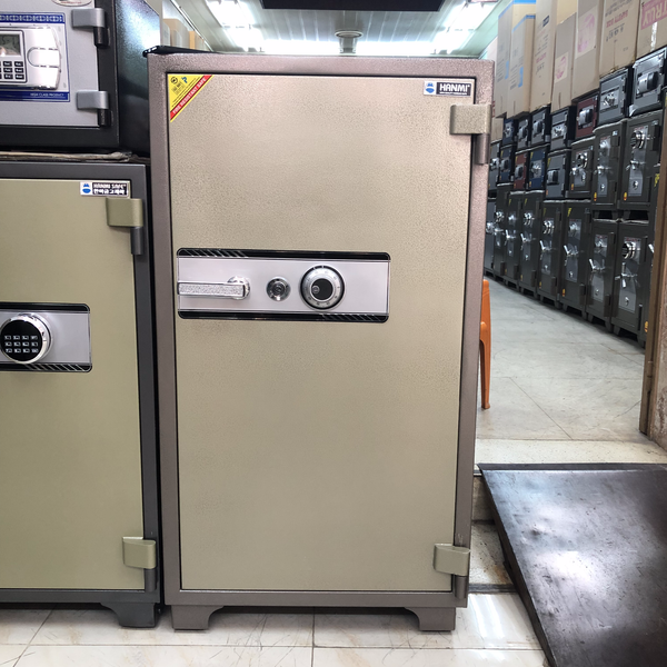 Két Sắt Cũ Hami HS-120 (280kg) Chống Cháy Hàn Quốc Like New 99%