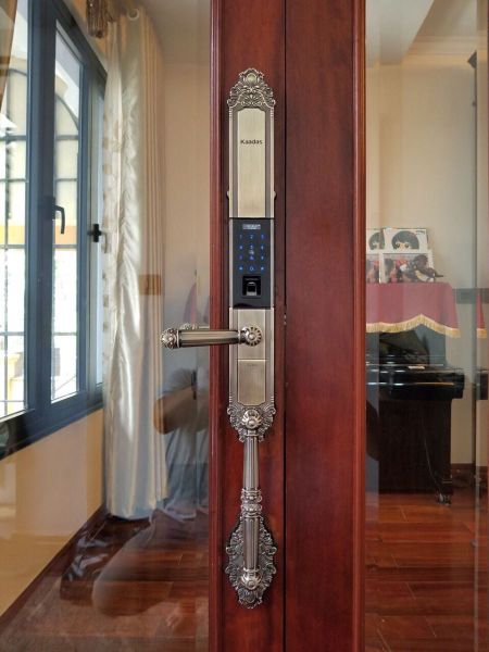 Khoá cửa Kaadas 6001 điện tử thông minh tân cổ điển sang trọng