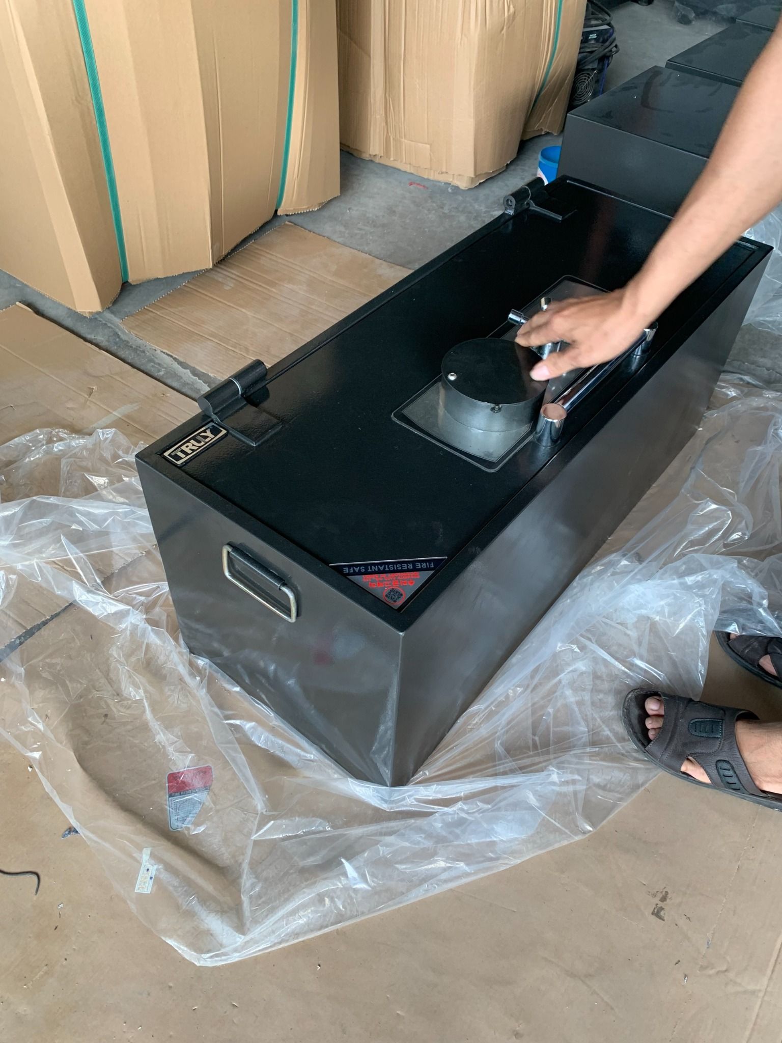  Két Sắt Âm Sàn, Chôn Dưới Đất Hoặc Sàn Nhà 