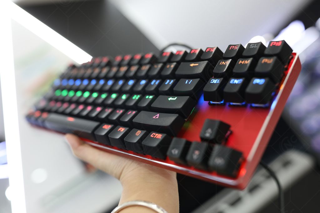 Bàn phím cơ Motospeed K87 Mechanical Rainbow LED (Màu Đen)